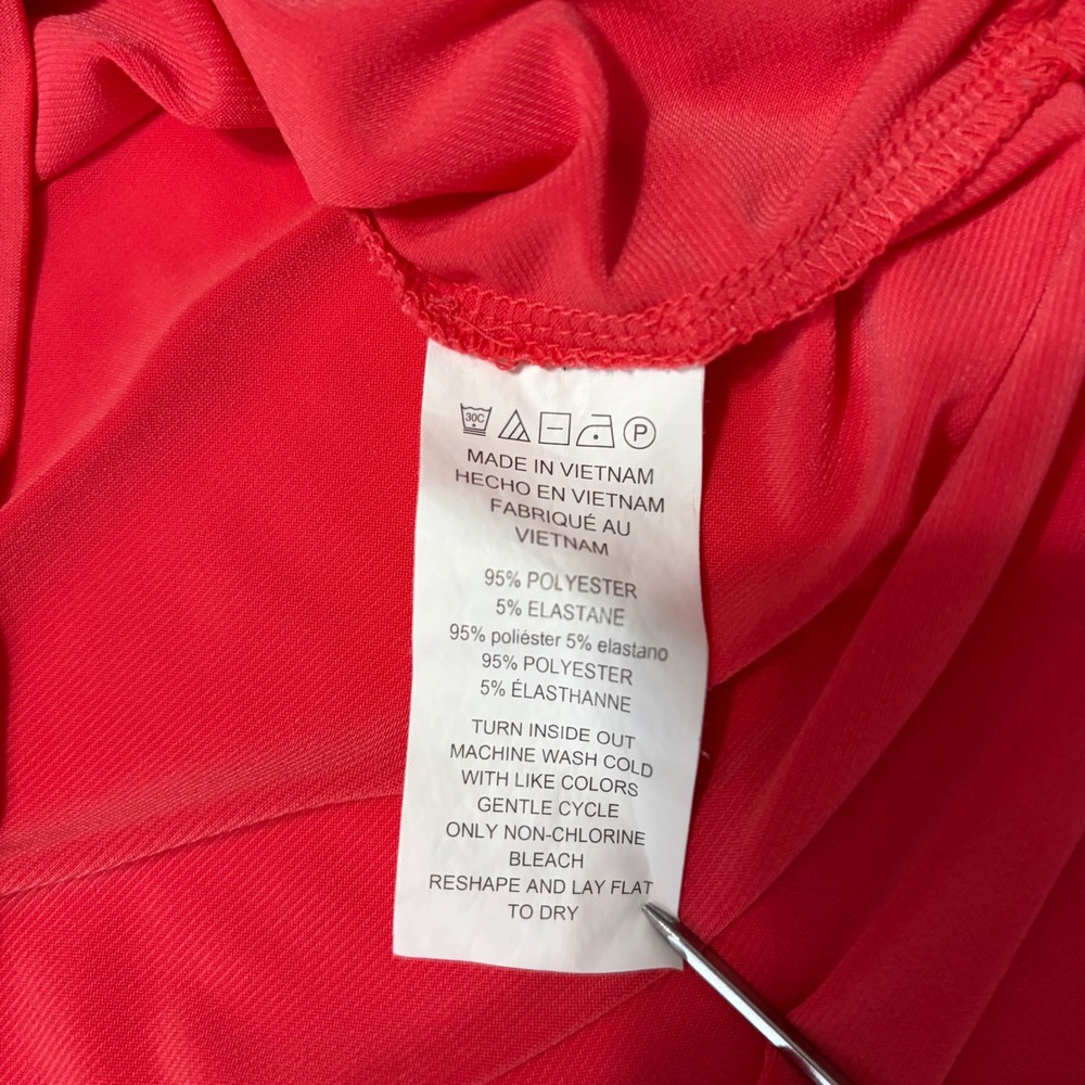 Michael Kors Red Ladder Cutout Shoulder Short Sleeve Top Blouse Womens Large - Picture 7 of 7